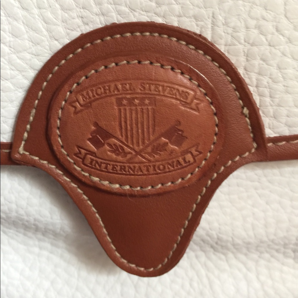 Michael Stevens white and tan crossbody bag - Picture 2 of 5